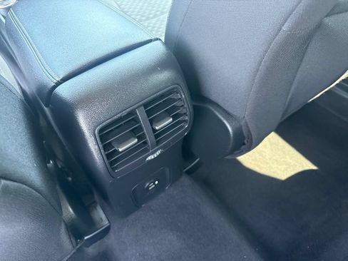 Used 2020 Ford Escape SE AWD/4WD image 16