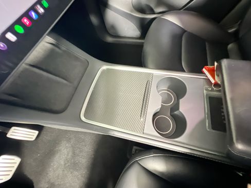 Used 2022 Tesla Model Y Performance AWD/4WD image 24