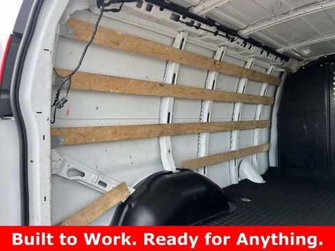 Used 2023 GMC Savana 2500 w/ Driver Convenience Package image 12