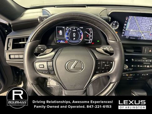 Used 2022 Lexus ES 250 Ultra Luxury w/ Accessory Package 2 image 13
