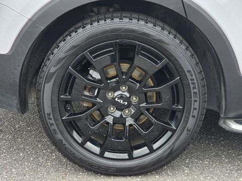 Used 2022 Kia Telluride EX w/ EX Premium Package image 15