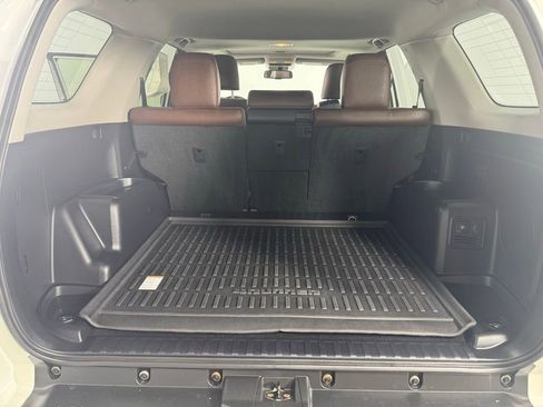 Used 2018 Toyota 4Runner Limited AWD/4WD image 14