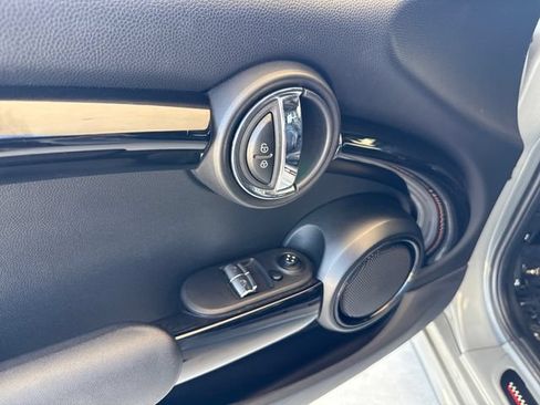 Used 2021 MINI Cooper John Cooper Works w/ 6.5" Touchscreen Package FWD image 11