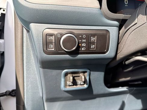 New 2026 Ford Maverick Lariat image 19