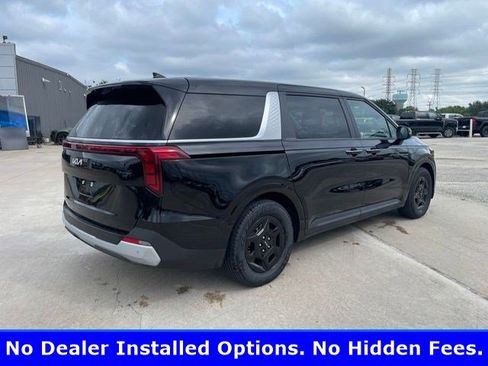Used 2025 Kia Carnival FWD image 3