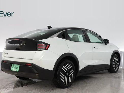 Used 2026 Nissan Leaf SV+ FWD image 3
