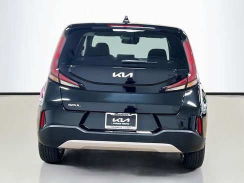 Certified 2025 Kia Soul LX image 6