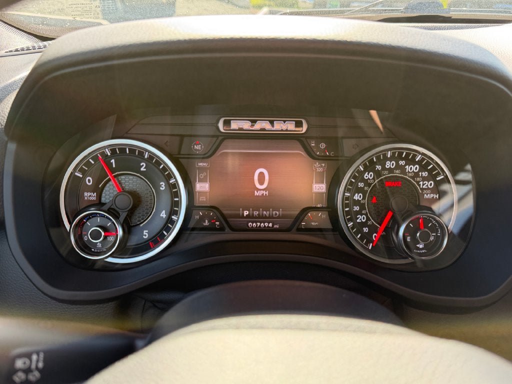 Used 2020 RAM 1500 Big Horn AWD/4WD image 15