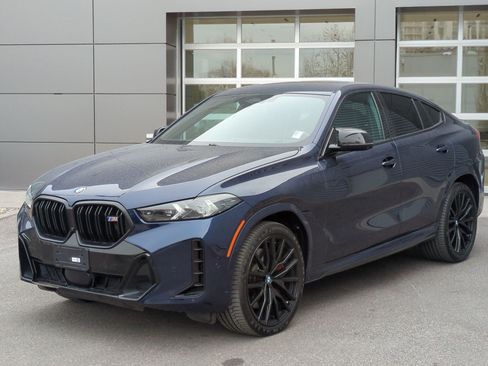 Used 2024 BMW X6 M60i w/ Executive Package image 8