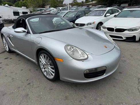 Used 2005 Porsche Boxster RWD image 9