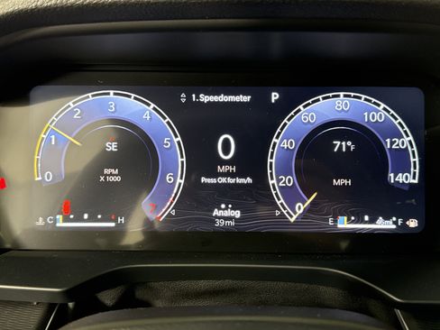 New 2025 Jeep Grand Cherokee Altitude image 19