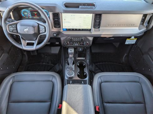 New 2025 Ford Bronco Outer Banks image 5