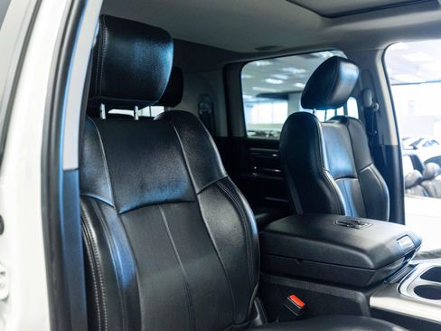 Used 2018 RAM 2500 Laramie w/ Sport Appearance Group AWD/4WD image 15
