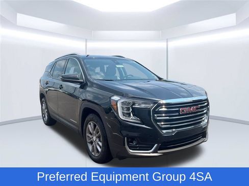 Used 2024 GMC Terrain SLT FWD image 8