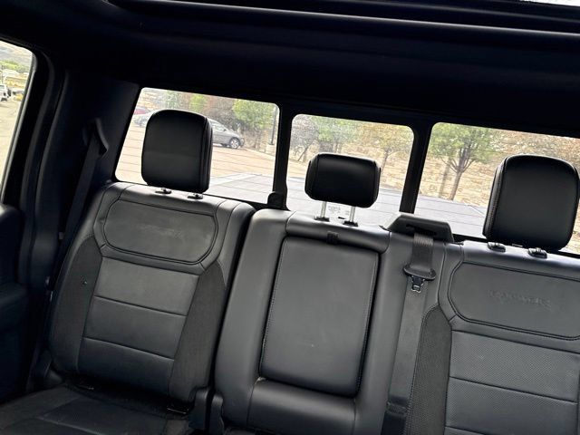 Used 2025 Ford F150 Raptor AWD/4WD image 35