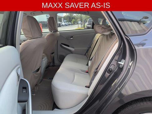 Used 2015 Toyota Prius Two FWD image 11