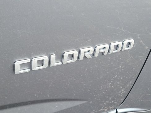 Used 2019 Chevrolet Colorado LT w/ LT Convenience Package AWD/4WD image 6