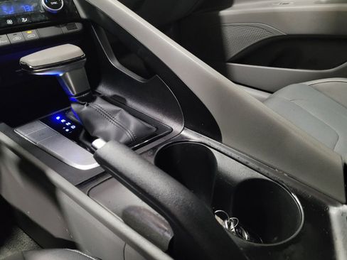 Used 2023 Hyundai Elantra SEL w/ Cargo Package image 26