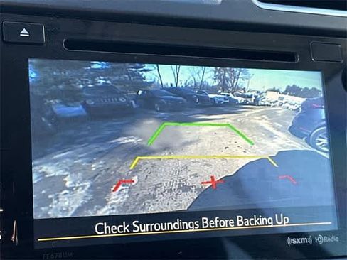 Used 2017 Subaru Forester 2.5i Premium w/ All-Weather Package image 12