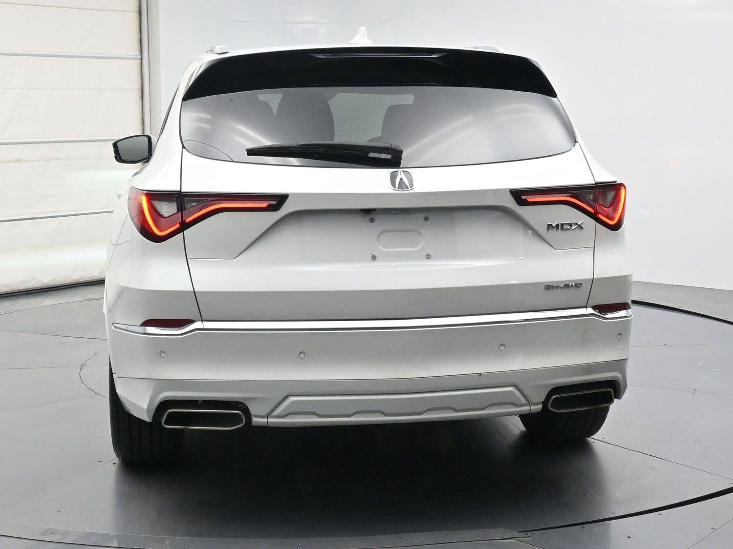 Certified 2025 Acura MDX w/ Advance Package AWD/4WD image 4