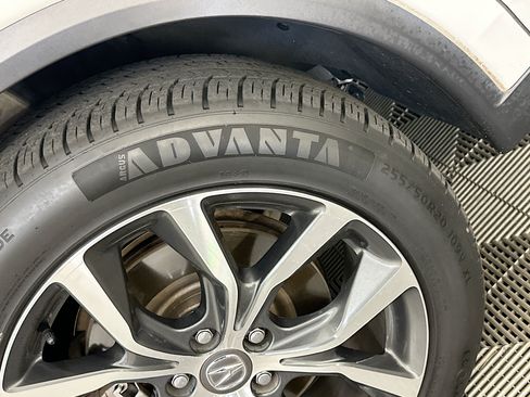 Used 2022 Acura MDX SH-AWD w/ Technology Package image 38