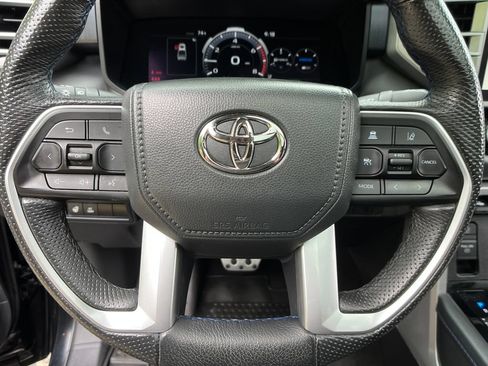 Certified 2025 Toyota Tundra Platinum w/ TRD Off-Road Package AWD/4WD image 14