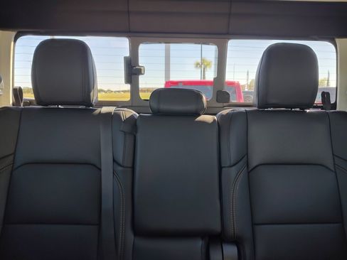 New 2025 Jeep Gladiator Sport w/ Premium Package image 27