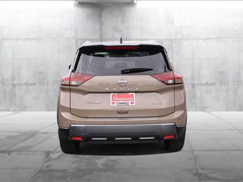 Certified 2024 Nissan Rogue SL w/ SL Premium Package image 6