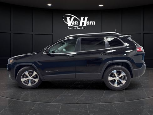 Used 2020 Jeep Cherokee Limited FWD image 4