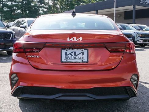 Used 2023 Kia Forte LXS w/ LXS Technology Package FWD image 10