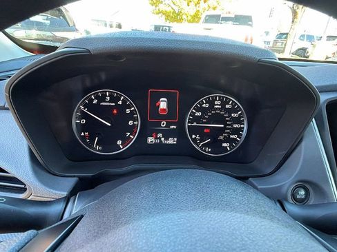 Used 2024 Subaru Crosstrek 2.0i Premium image 28