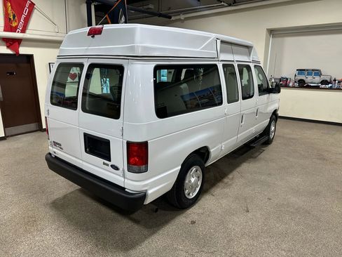 Used 2013 Ford E-150 and Econoline 150 w/ PWR Group image 9