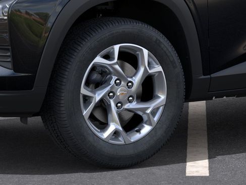 New 2026 Chevrolet Trax LS w/ LS Convenience Package FWD image 33