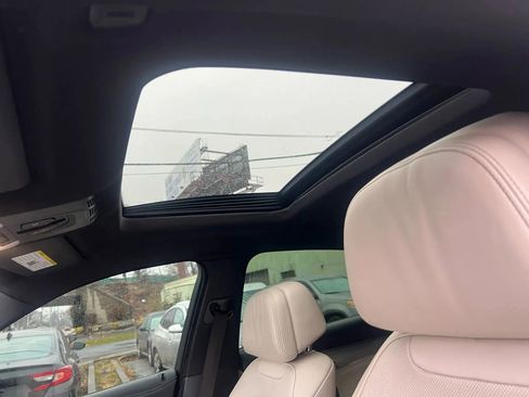Used 2018 BMW X6 xDrive50i AWD/4WD image 30
