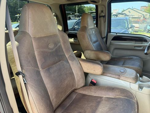Used 2007 Ford F250 King Ranch AWD/4WD image 40