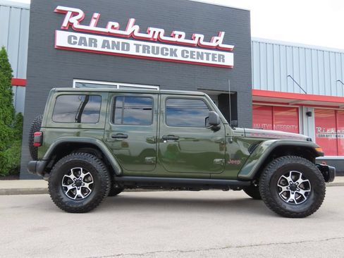 Used 2021 Jeep Wrangler Unlimited Rubicon AWD/4WD image 3