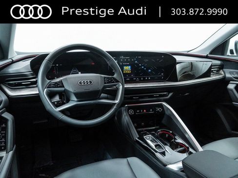 Used 2025 Audi Q5 Premium w/ Convenience Package AWD/4WD image 4