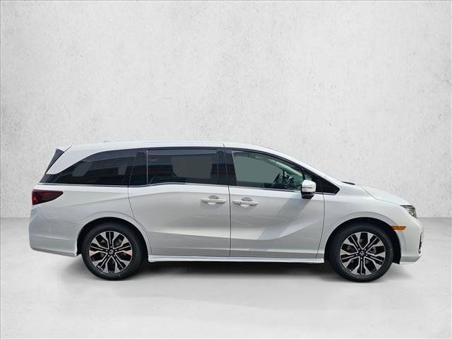 New 2026 Honda Odyssey Elite image 4