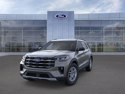 New 2026 Ford Explorer Active w/ Active Comfort Package RWD image 2