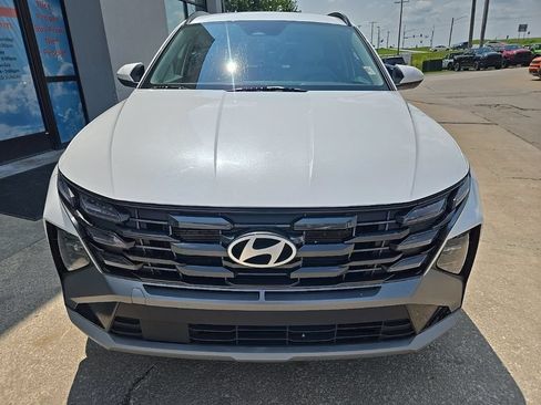 Used 2025 Hyundai Tucson SEL FWD image 16