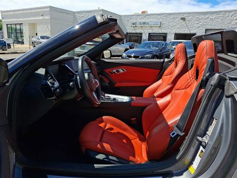 Used 2023 BMW Z4 M40i w/ Premium Package RWD image 11