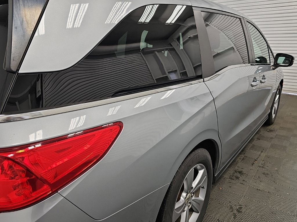 Used 2018 Honda Odyssey EX image 10