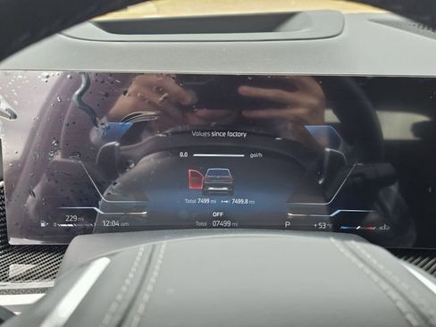 Used 2025 BMW X5 xDrive40i w/ M Sport Package image 12