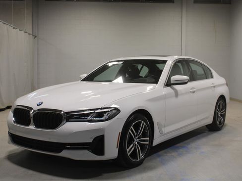 Used 2023 BMW 530i xDrive w/ Premium Package AWD/4WD image 1