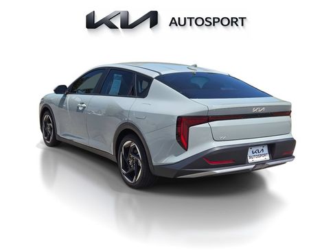 Certified 2025 Kia K4 GT-Line Turbo FWD image 10