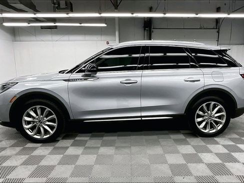 Used 2022 Lincoln Corsair FWD w/ Premium Package image 13