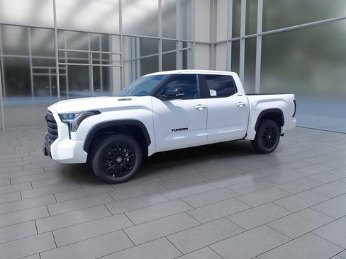 New 2026 Toyota Tundra Limited AWD/4WD image 3
