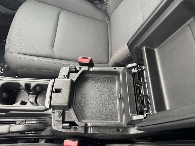 Used 2023 Jeep Gladiator Sport AWD/4WD image 31