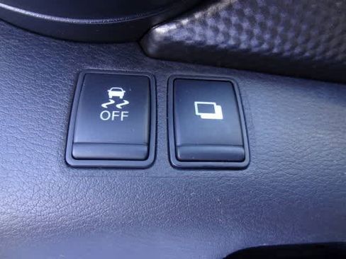 Used 2019 Nissan Kicks S w/ Exterior Package image 10