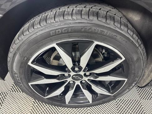 Used 2020 Chevrolet Malibu RS FWD image 40